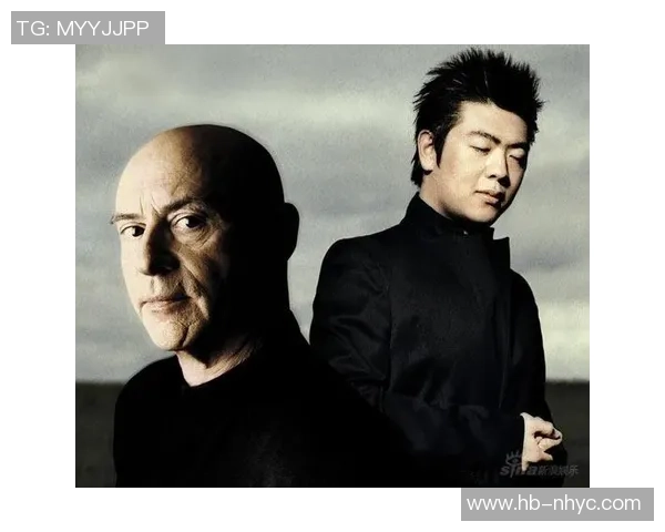 郎朗与足球明星同框合影展现音乐与体育的完美融合瞬间